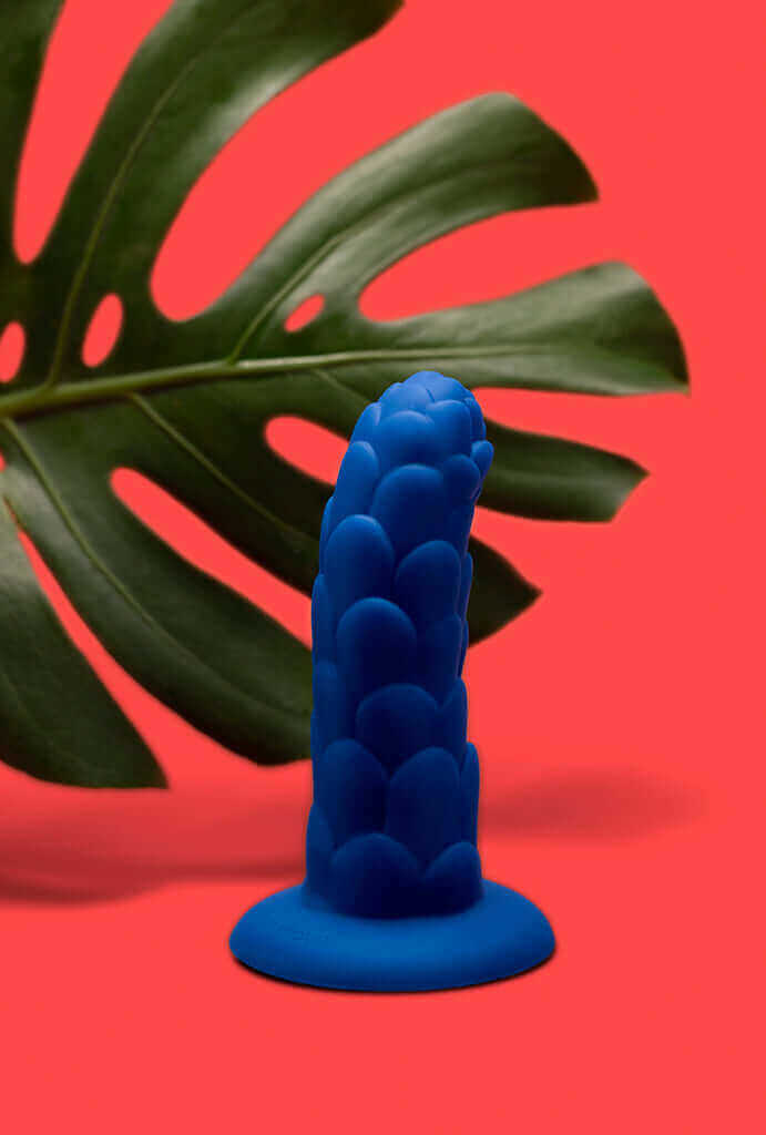 Dildos detalhe com fundo - ALPINA G Flower Dildo - pantynova | Sex Shop Produtos Eróticos Online